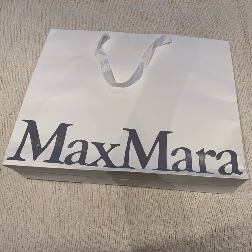 MaxMara White Shopping Bag